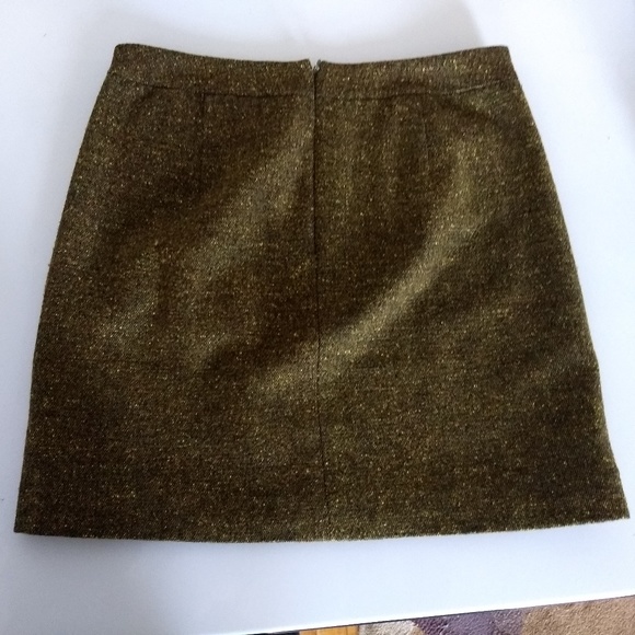 Ann Taylor Loft Dresses & Skirts - LAST CHANCEAnn Taylor Loft Green Pencil Skirt Sz 0
